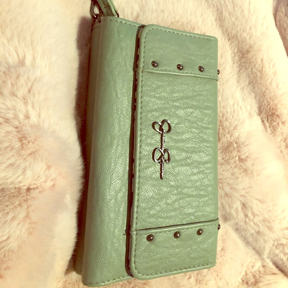Jessica Simpson wallet